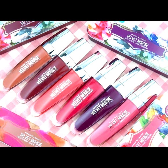 ❤️ FORGET ME NOT VELVET MOUSSE LIP GLOSS❤️ - Picture 2 of 5